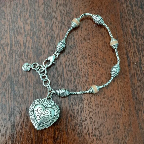 Brighton - Picture 3 of 3